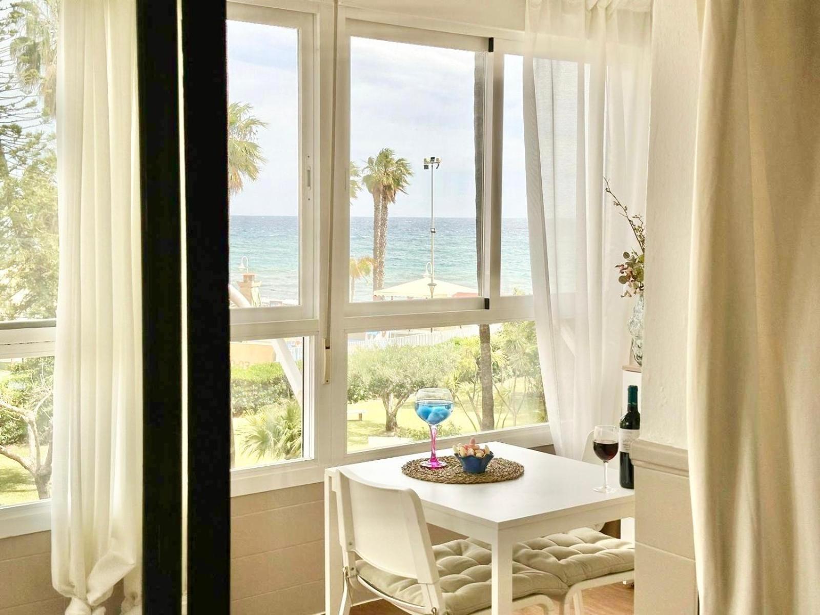 Estudio Pepa Luna Algarrobo Beach Малага Екстер'єр фото